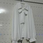Белая блузка